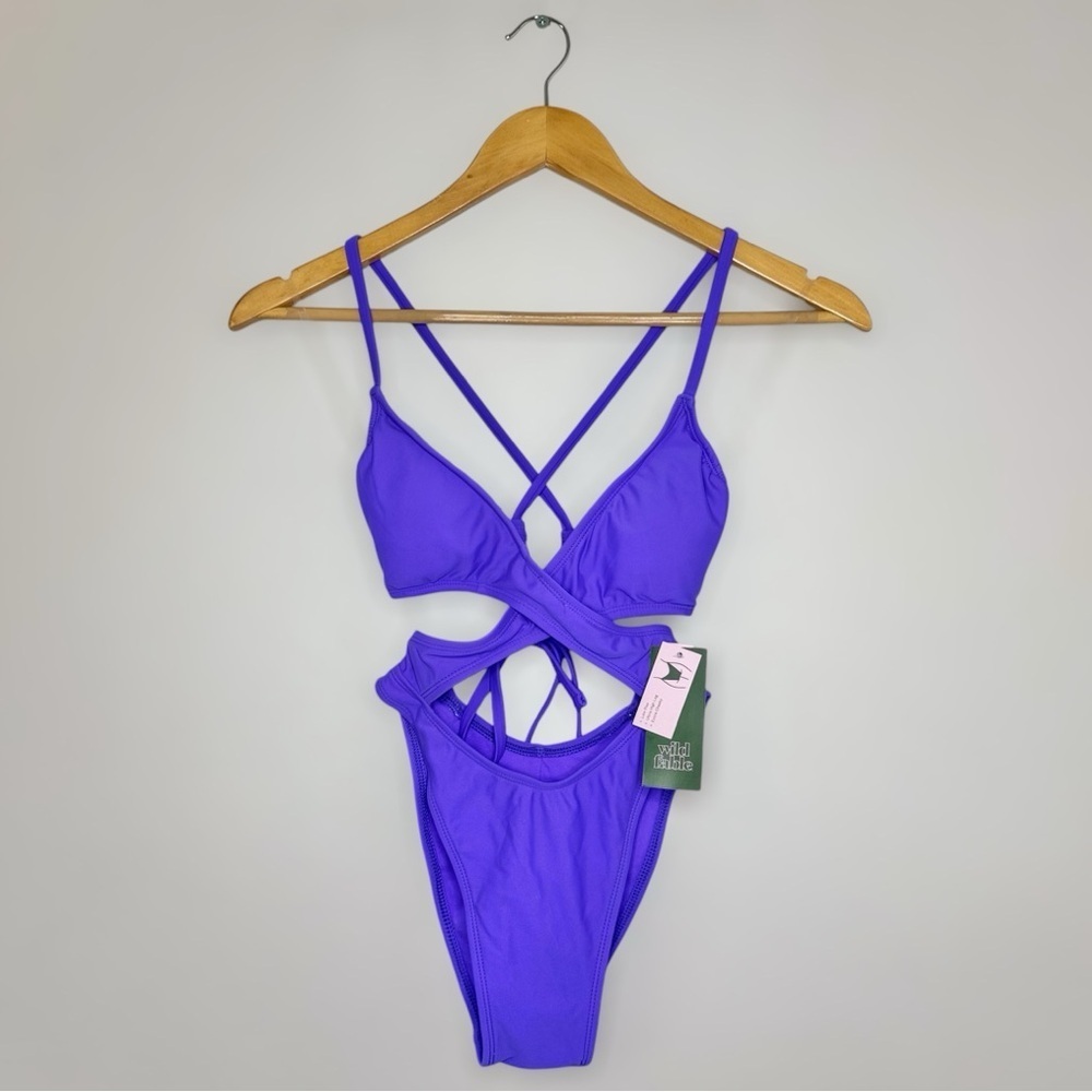 New XXS Vibrant Purple Cutout Swimsuit Wild Fable Woman’s swimsuit